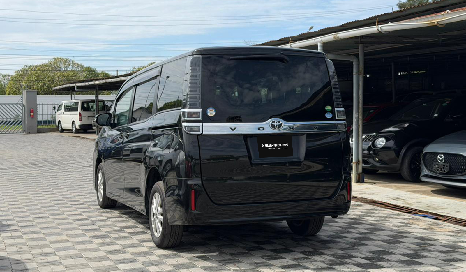 2019 Toyota Voxy V image-4
