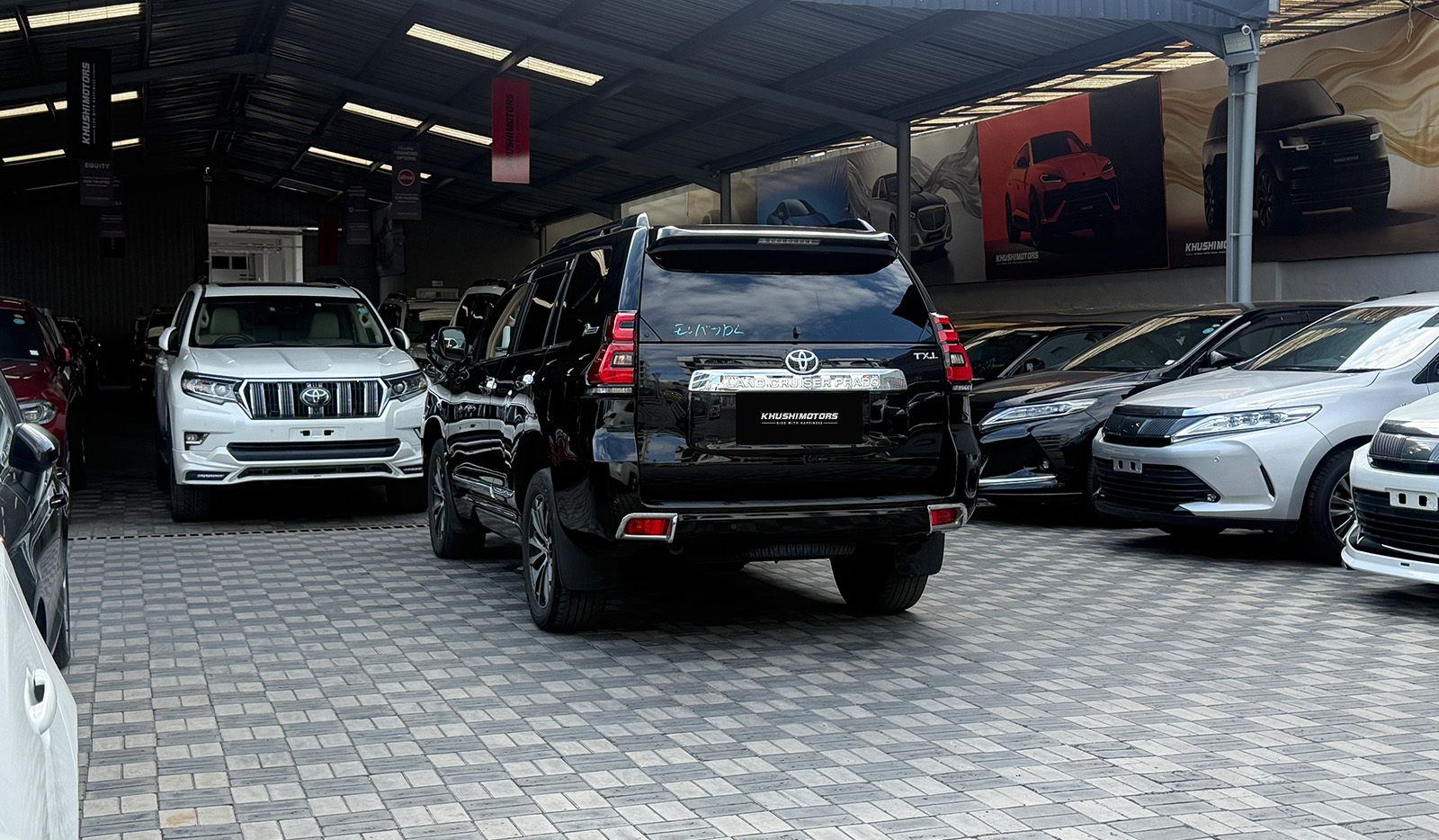 2020 Toyota Land Cruiser Prado TX L PKG image-4