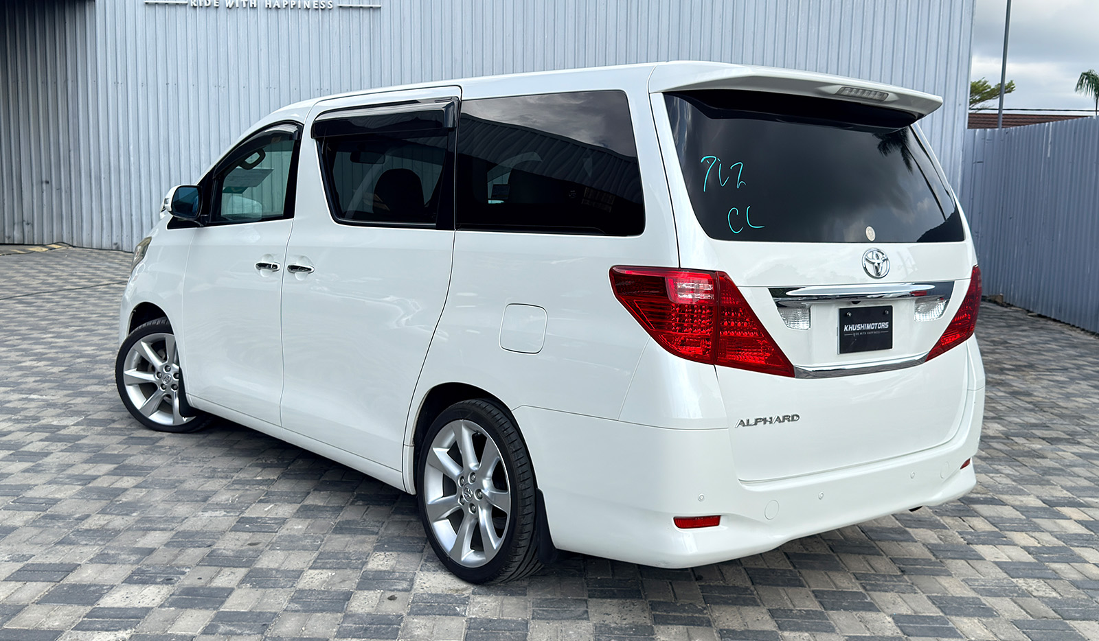 2009 Toyota Alphard 240X image-4