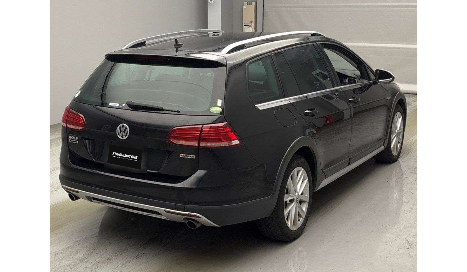 2019 Volkswagen Golf Alltrack TSI 4Motion image-4
