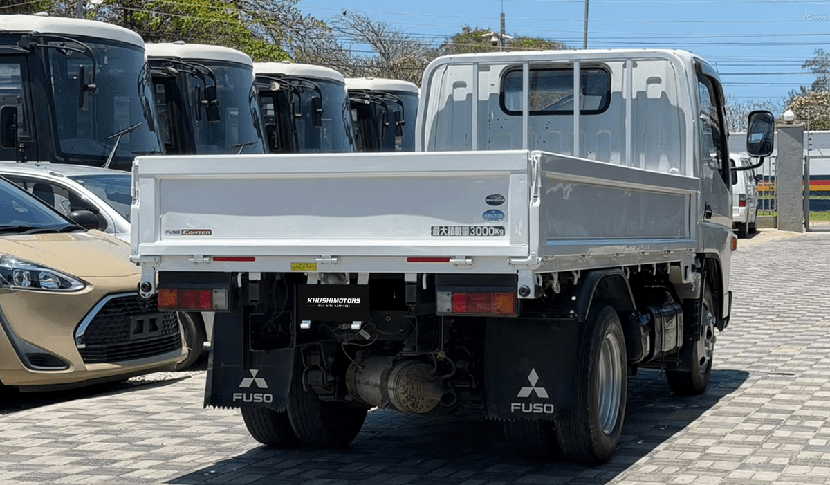 2018 Mitsubishi Canter 5.5 Ton image-4