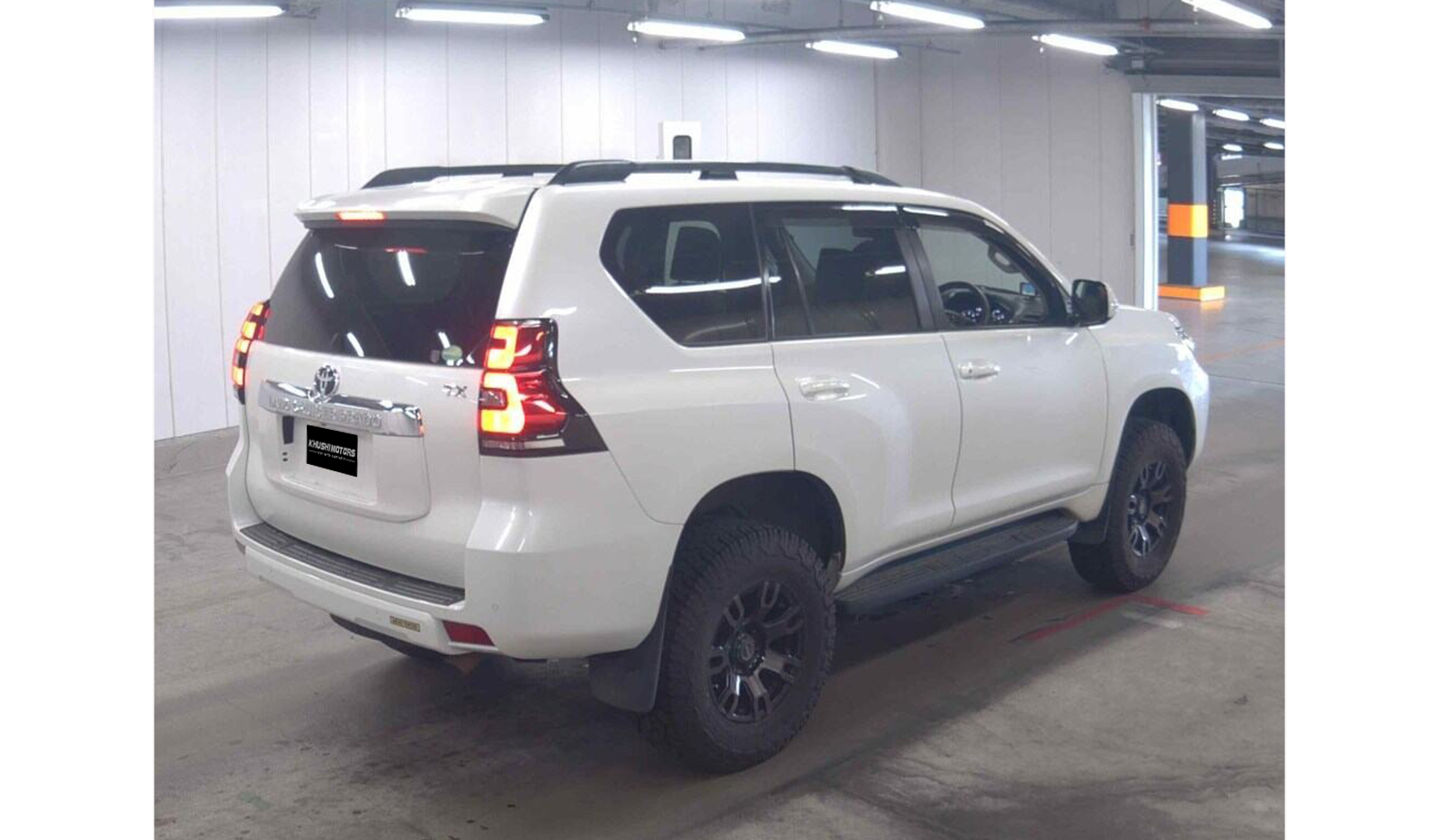2018 Toyota Land Cruiser Prado image-4