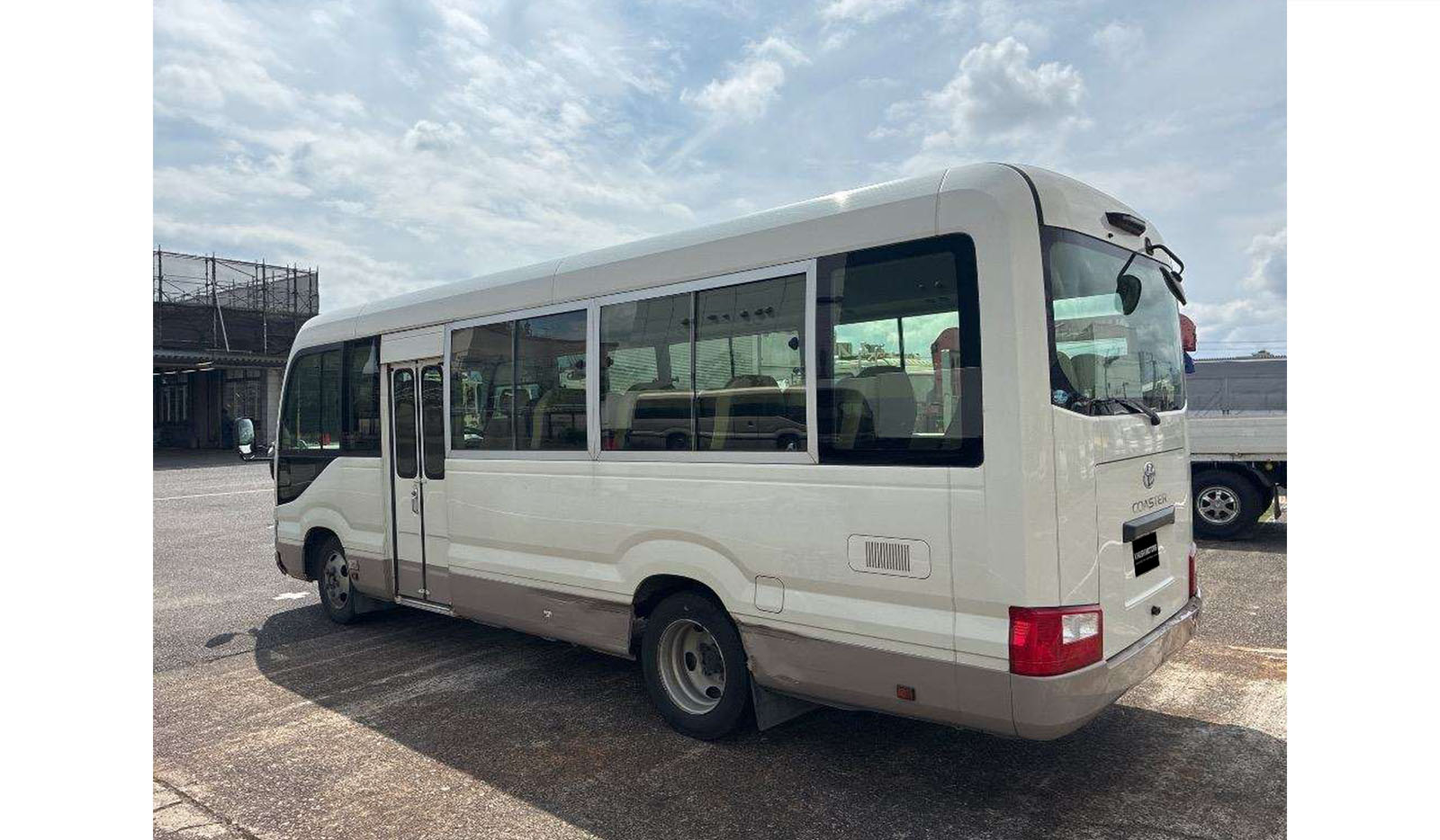 2019 Toyota Coaster image-3