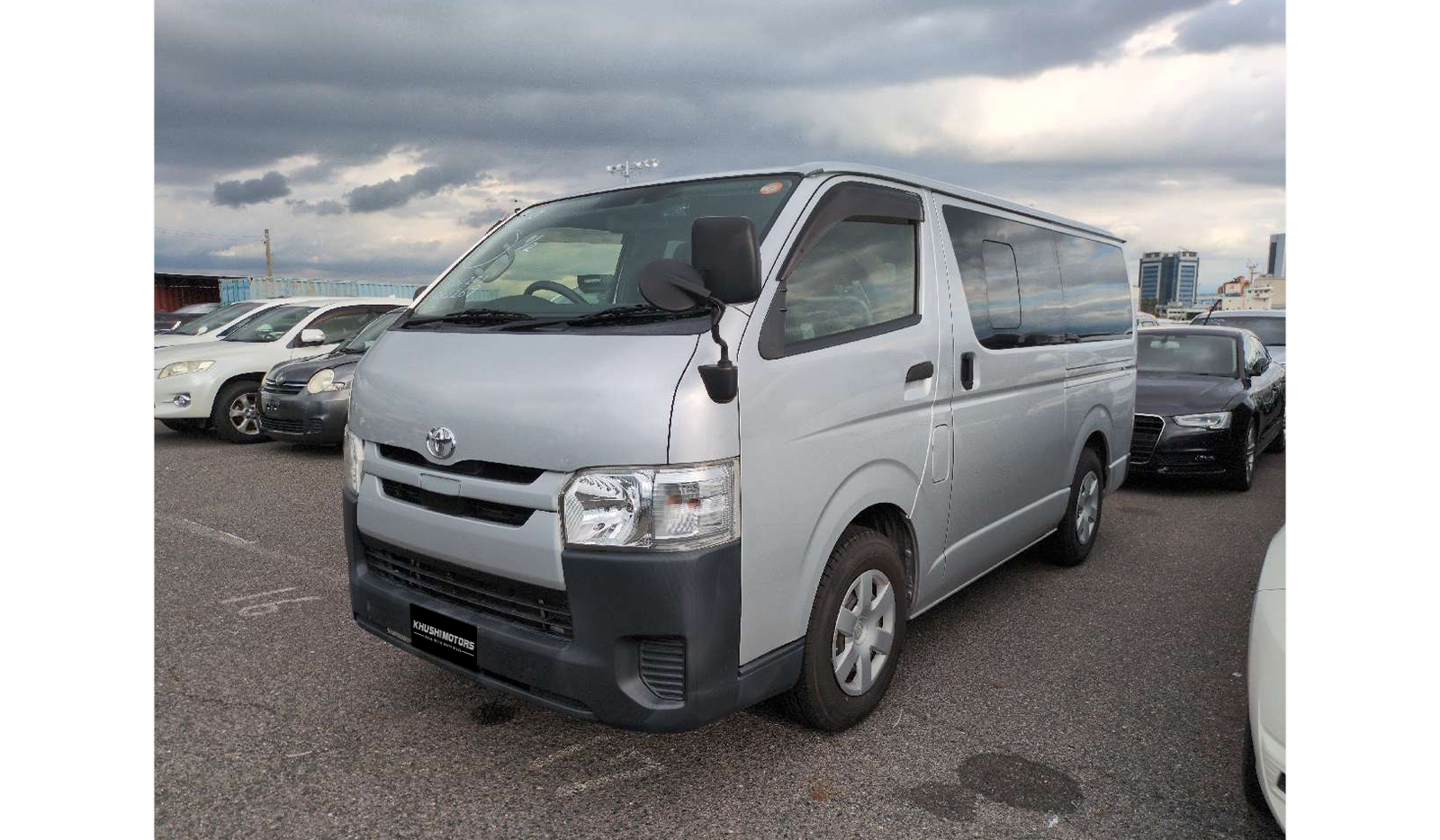 2019 Toyota Hiace Van image-2