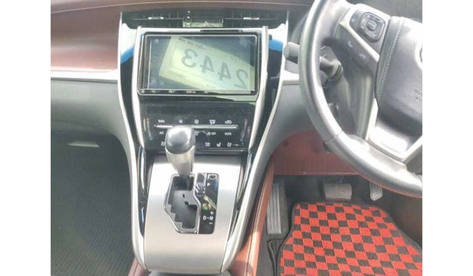 2019 Toyota Harrier METAL AND LEATHER PACKAGE image-5