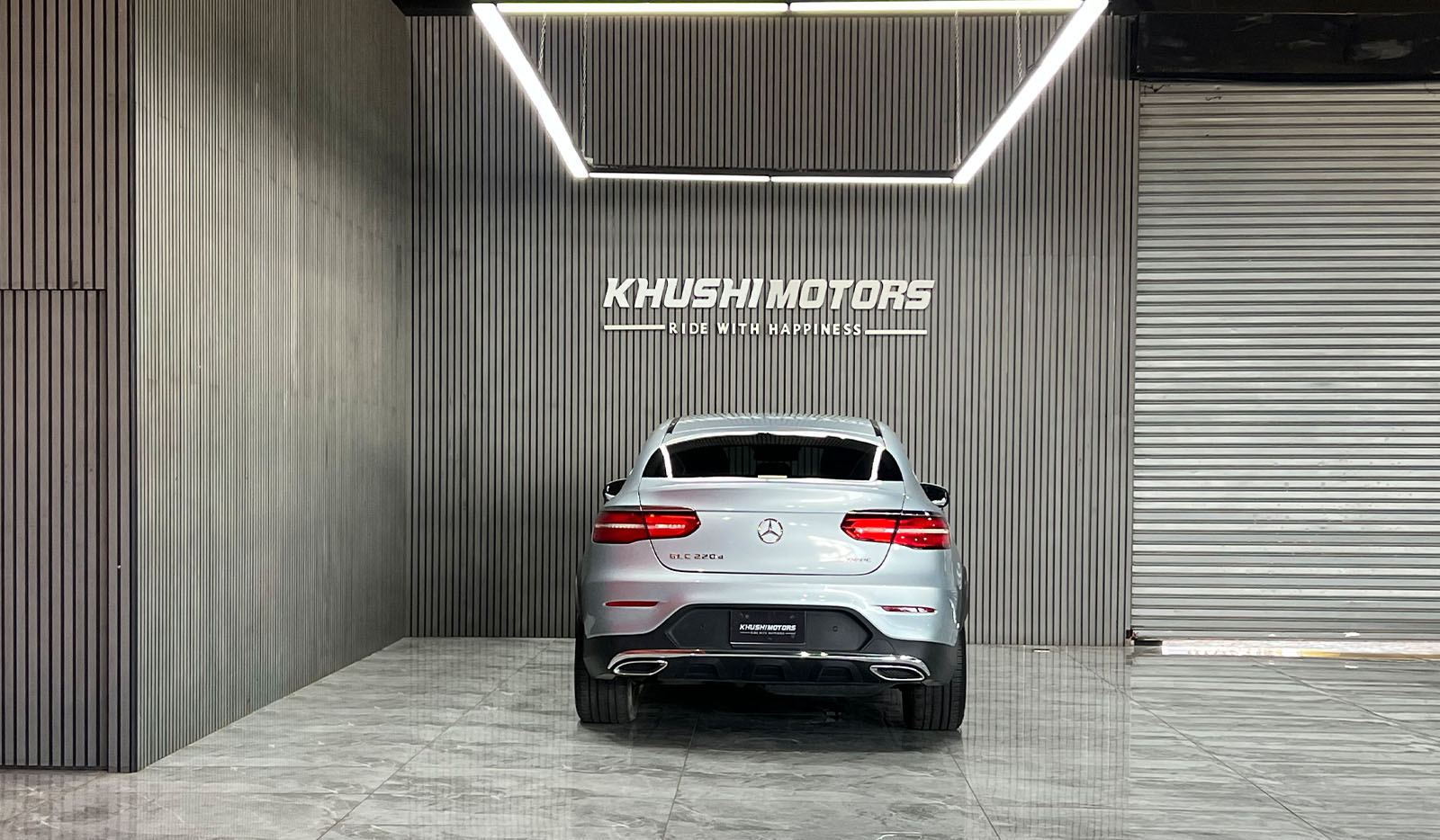 2018 Mercedes-Benz GLC-Class 4 Matic Coupe Sport GLC220D image-5