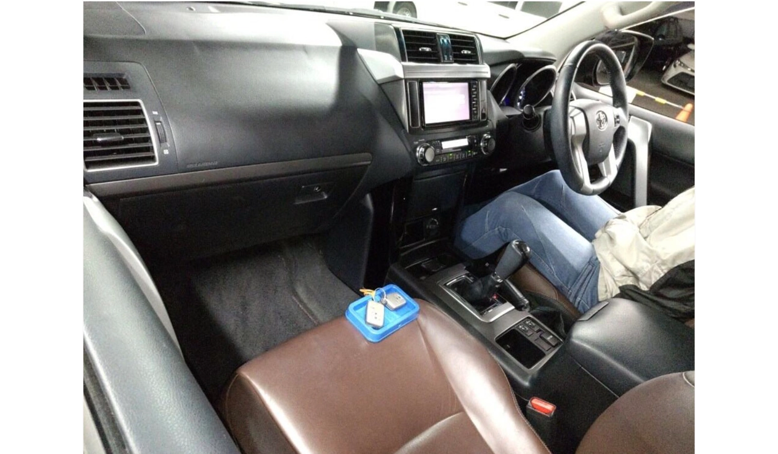 2017 Toyota Land Cruiser Prado image-5