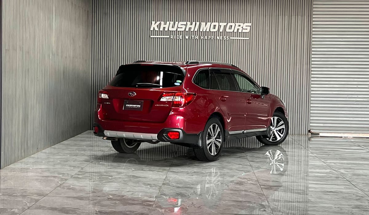 2018 Subaru Outback LIMITED 4WD image-6
