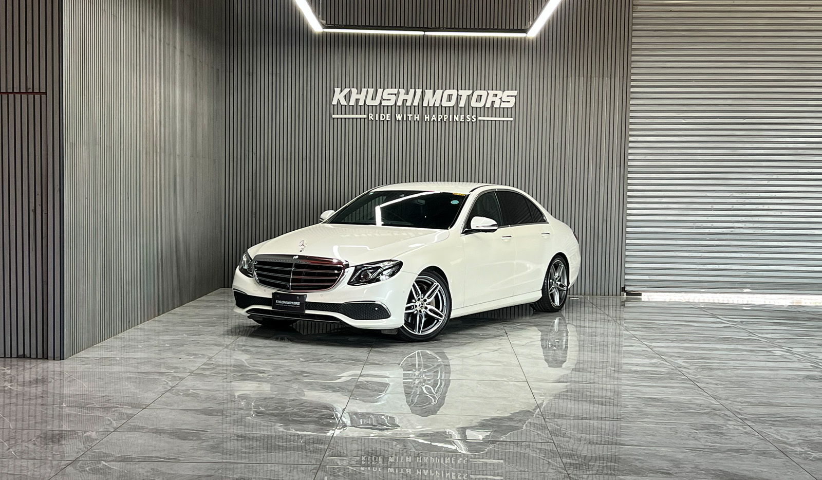 2017 Mercedes-Benz E220d AVEGARD SPORT image-3