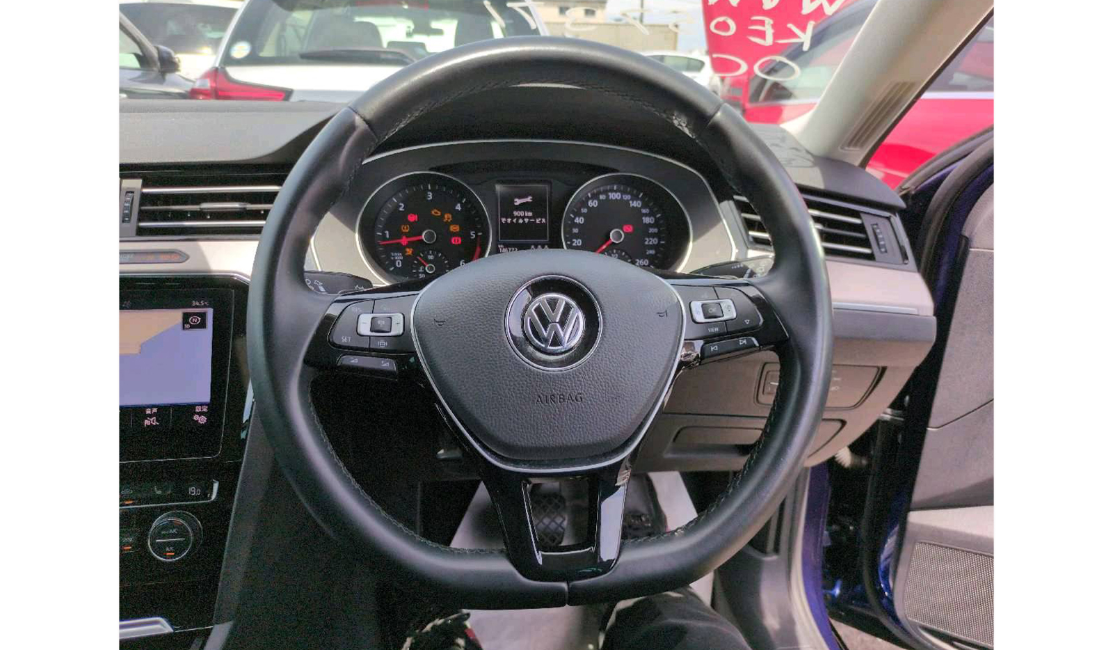 2019 Volkswagen Passat Variant image-5