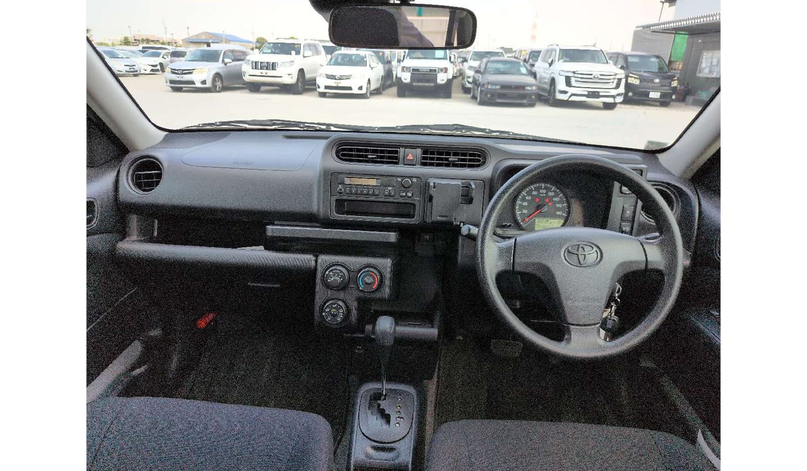 2019 Toyota Probox image-5