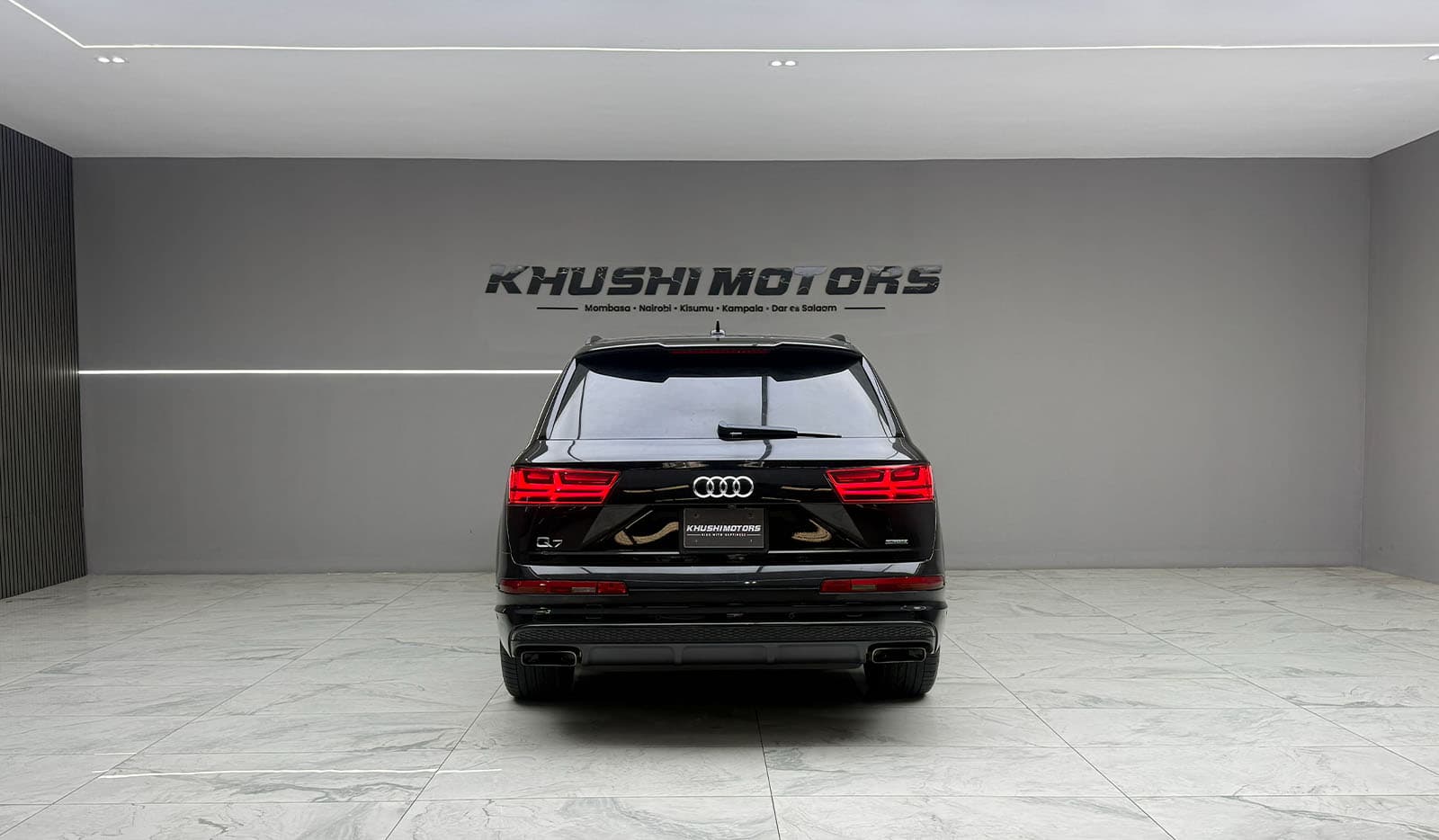 2019 Audi Q7 BLACK STYLING image-5