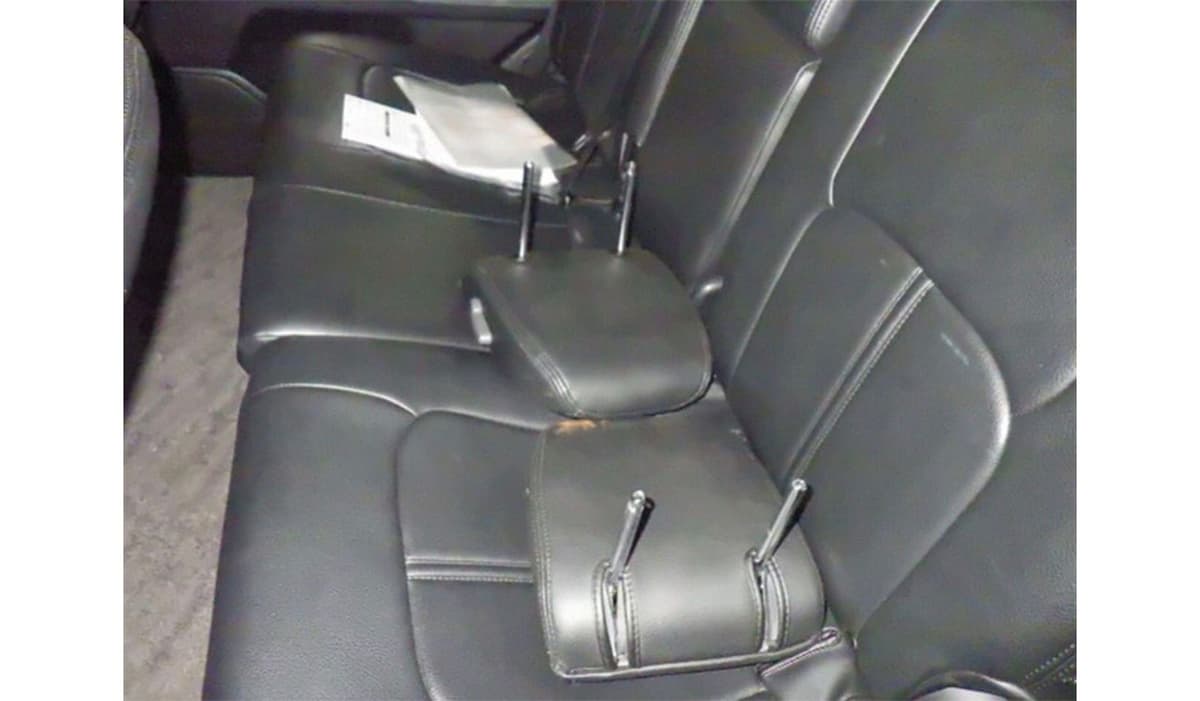 2014 Toyota Land Cruiser image-6