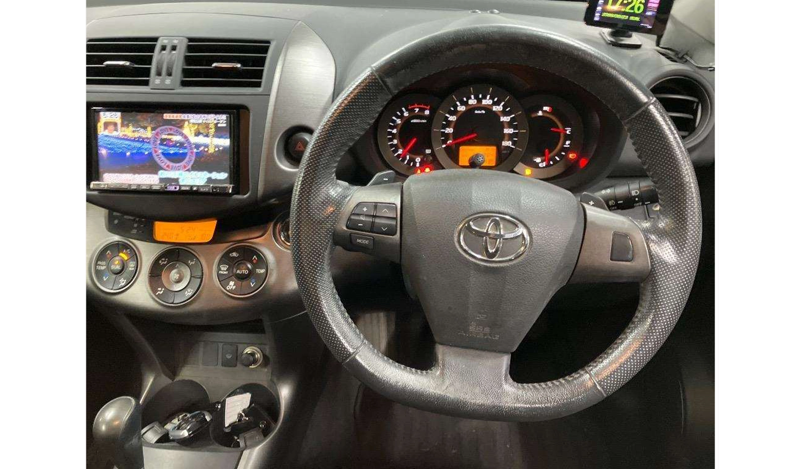 2013 Toyota Vanguard 240S image-6