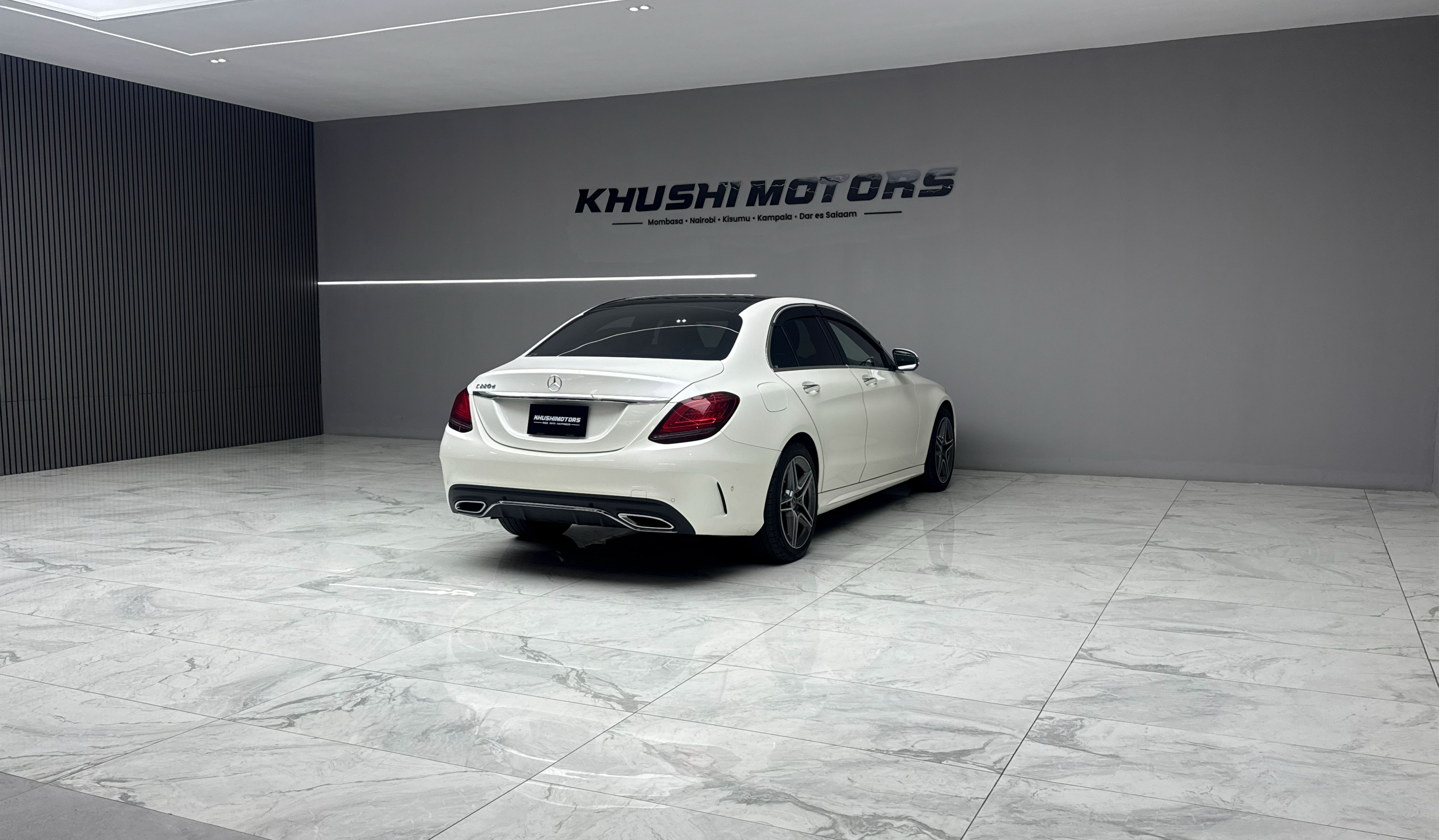 2019 Mercedes-Benz C-Class Laureus Edition Sport Plus Package C220D image-6