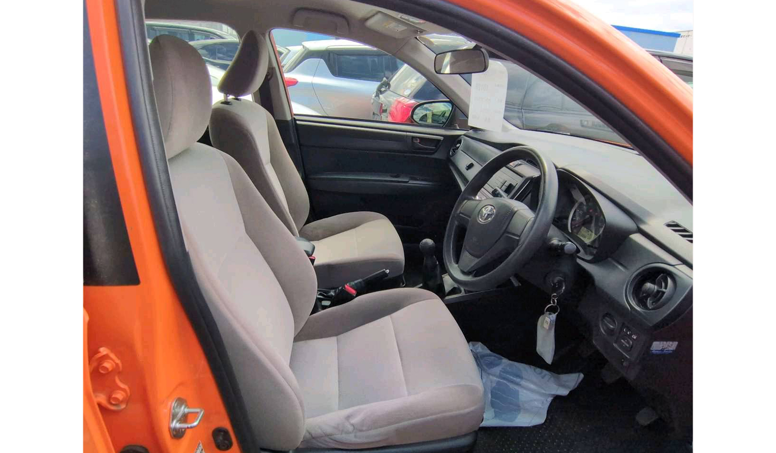 2019 Toyota Corolla Axio image-6