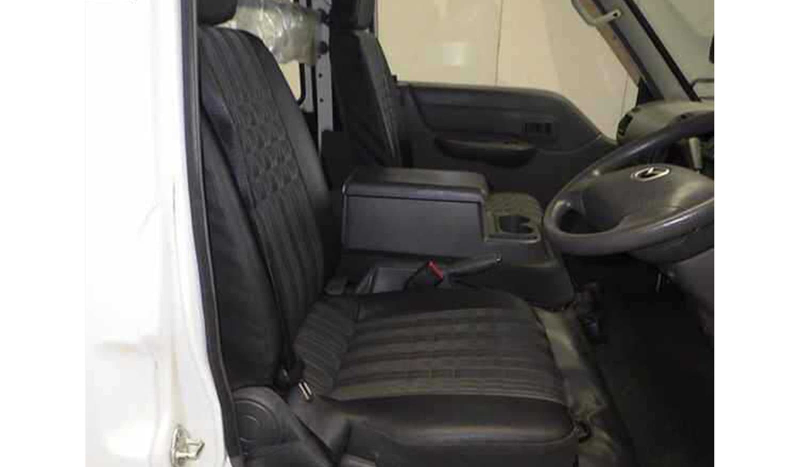 2019 Mazda Bongo image-6