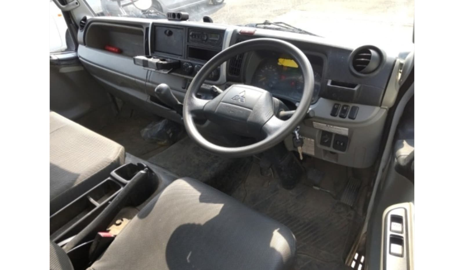 2019 Mitsubishi Fuso Canter FEC90 image-7