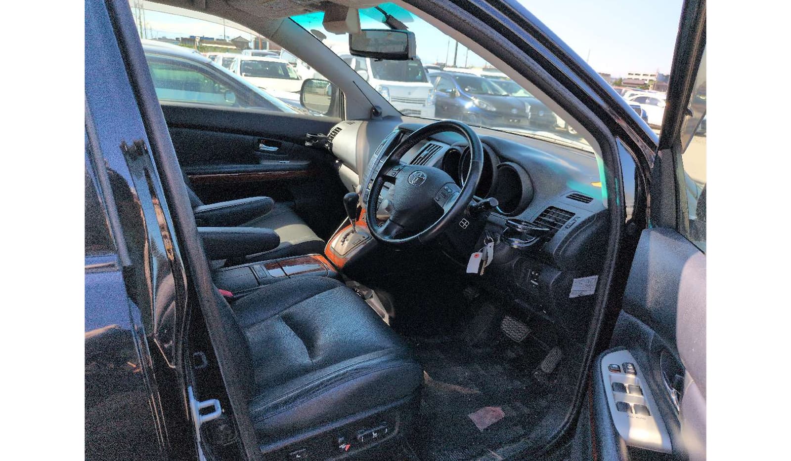 2011 Toyota Harrier image-6