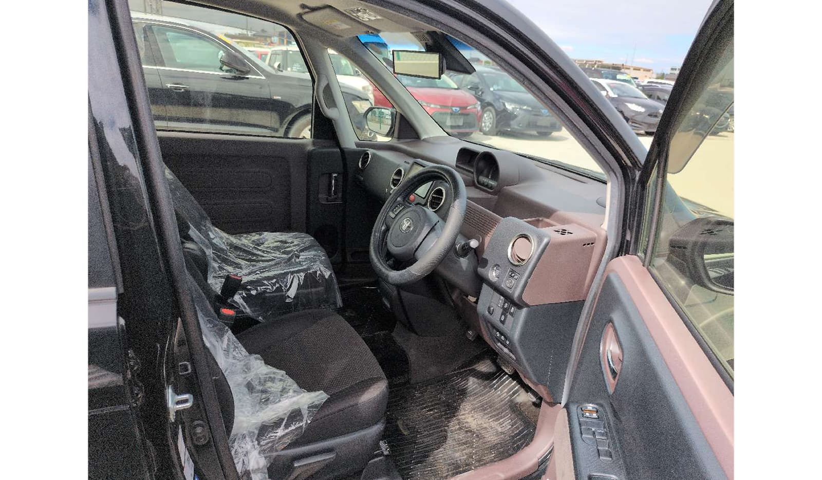 2009 Toyota Porte image-6