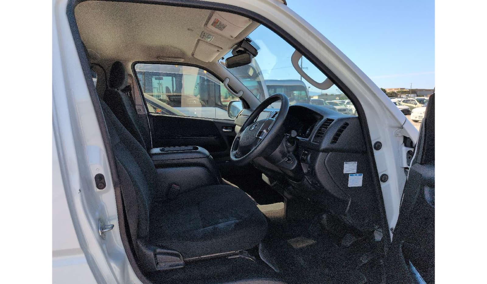 2019 Toyota Hiace Van image-6