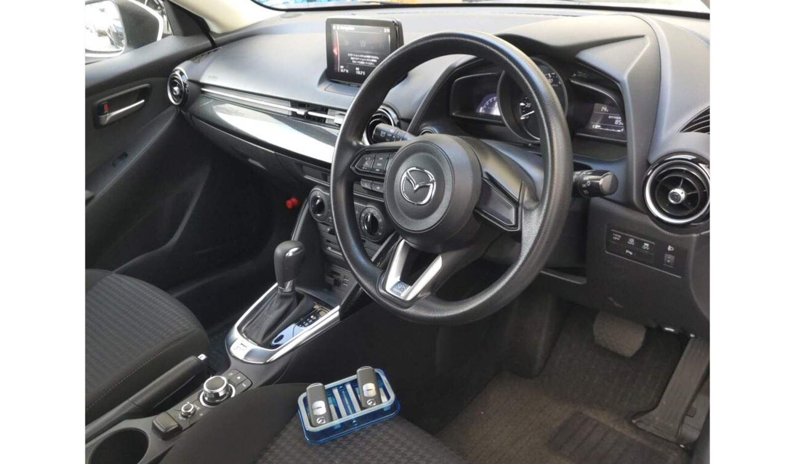 2019 Mazda Demio image-5