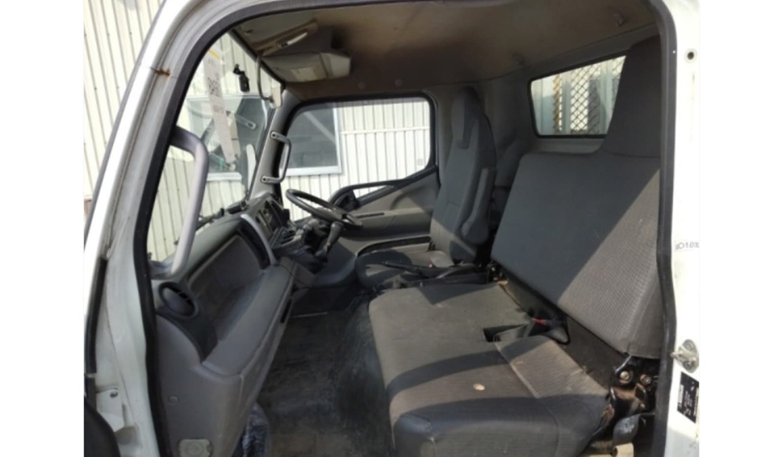 2019 Mitsubishi Fuso Canter FEC90 image-6