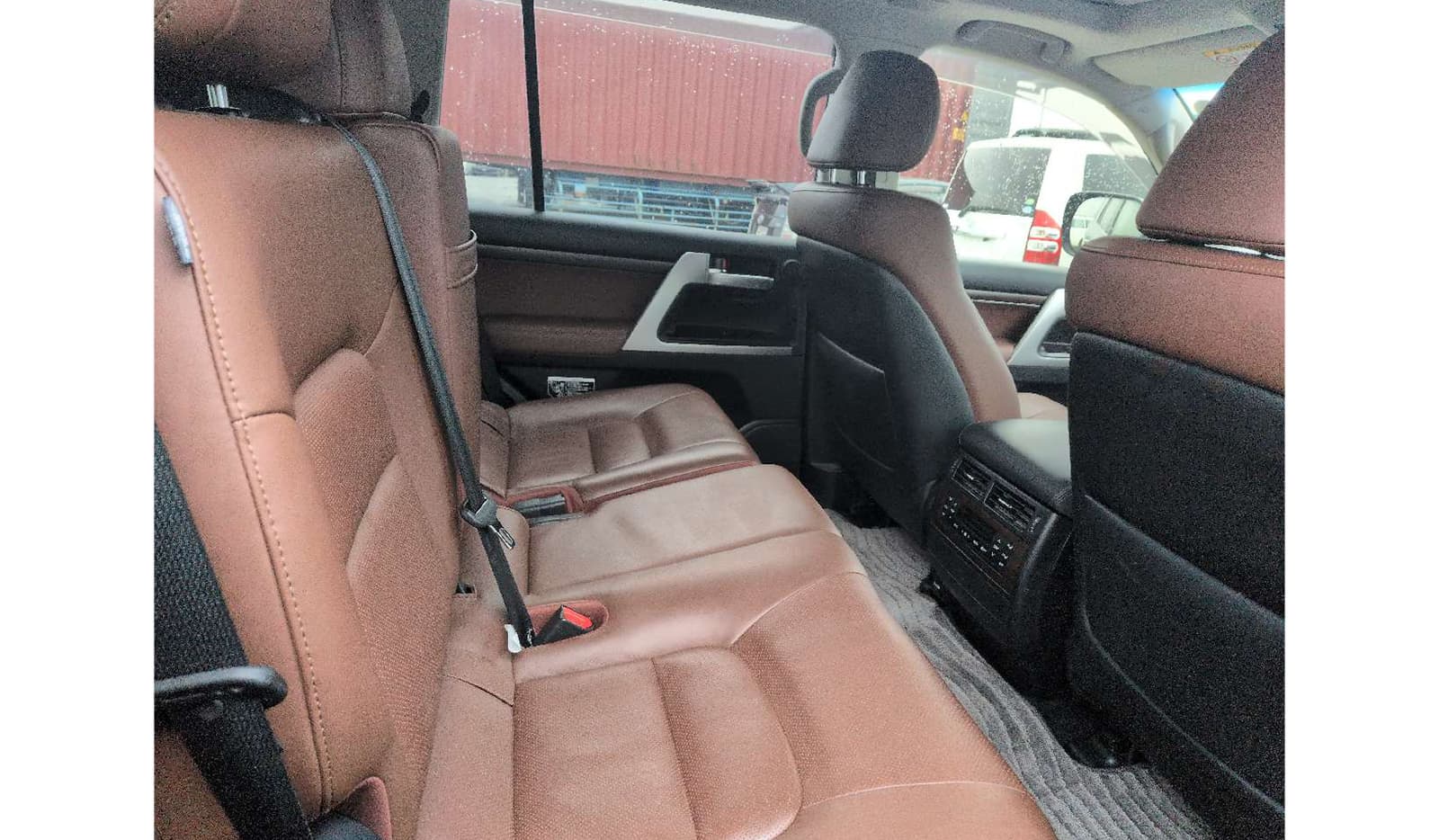 2017 Toyota Land Cruiser image-7