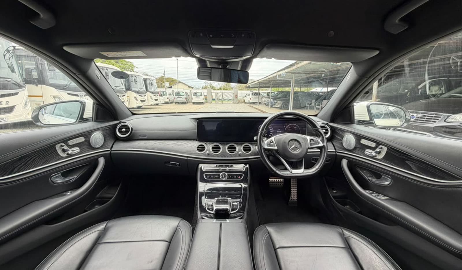 2016 Mercedes-Benz E-Class Avantgarde E200d image-7