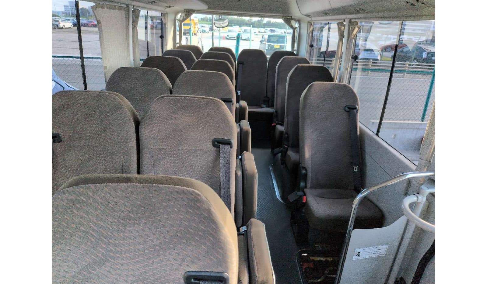 2011 Hino Liesse Ii image-7
