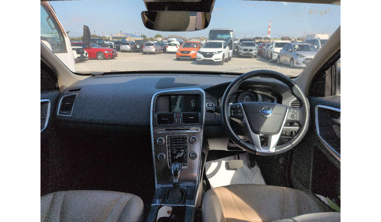 2014 Volvo XC60 image-5