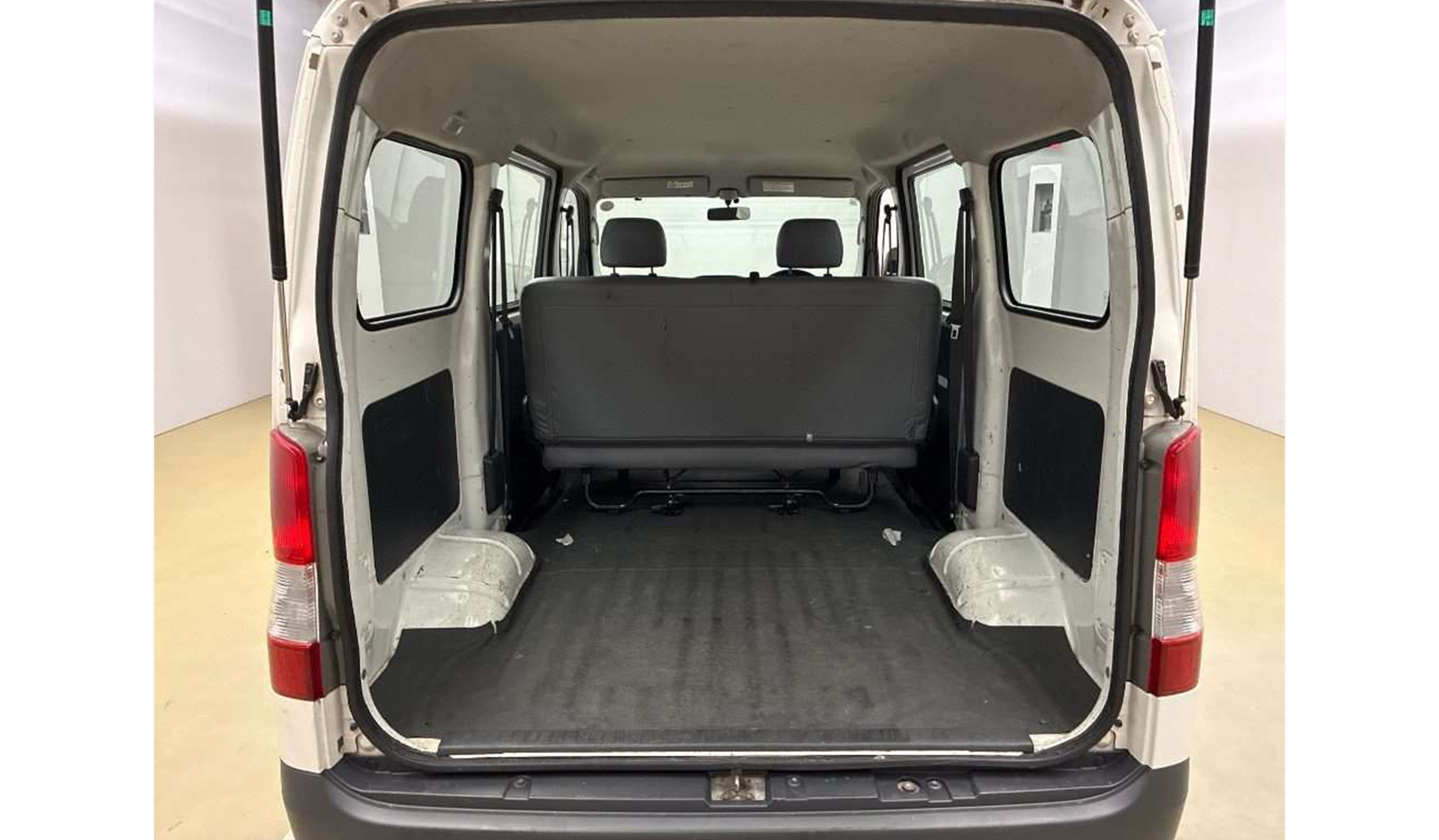 2019 Toyota Townace DX image-8