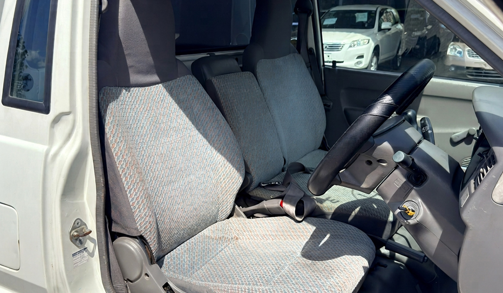 2003 Toyota Townace Truck DX image-8