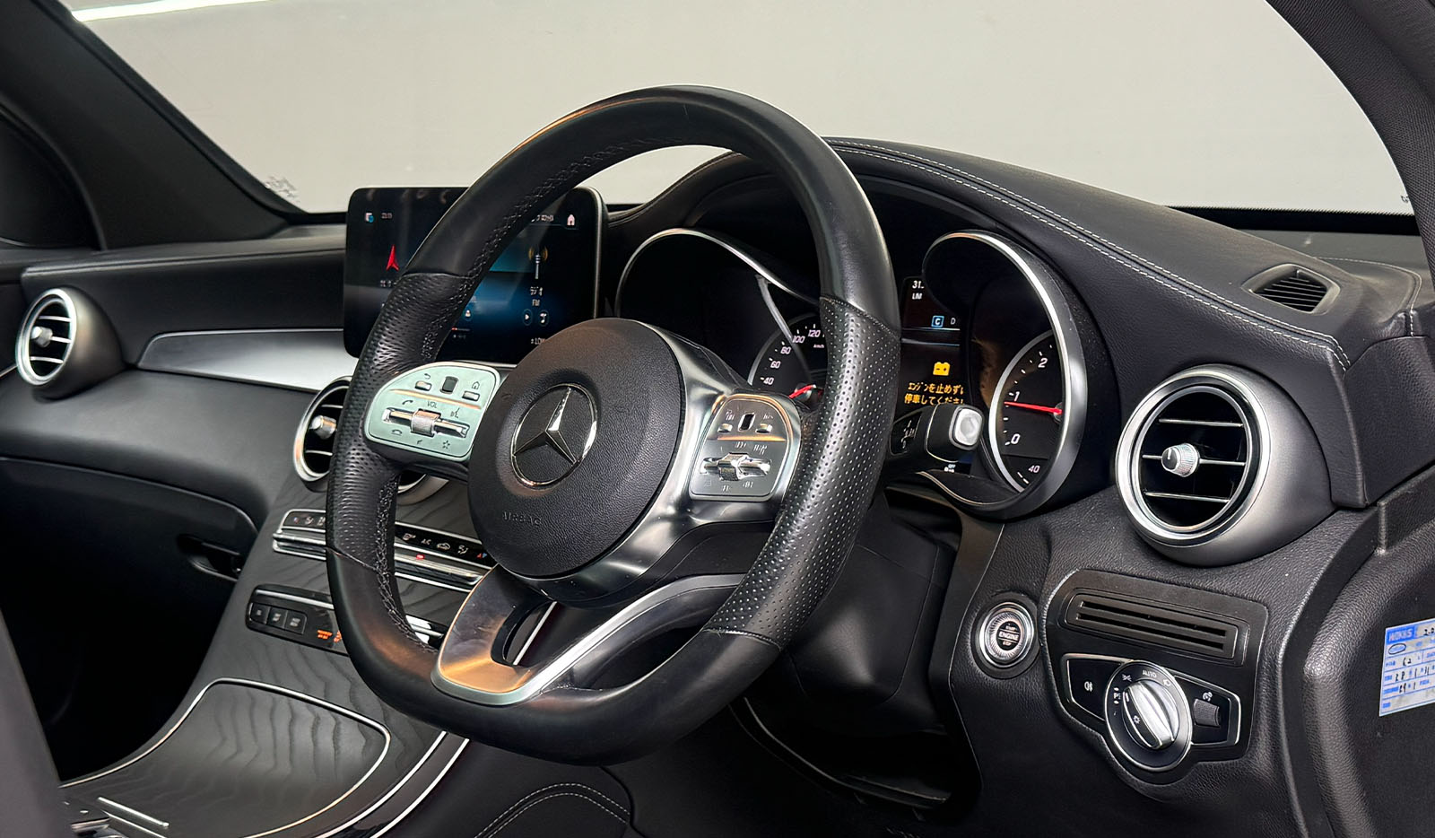 2019 Mercedes-Benz GLC-Class 4MATIC AMG LINE GLC220D image-8