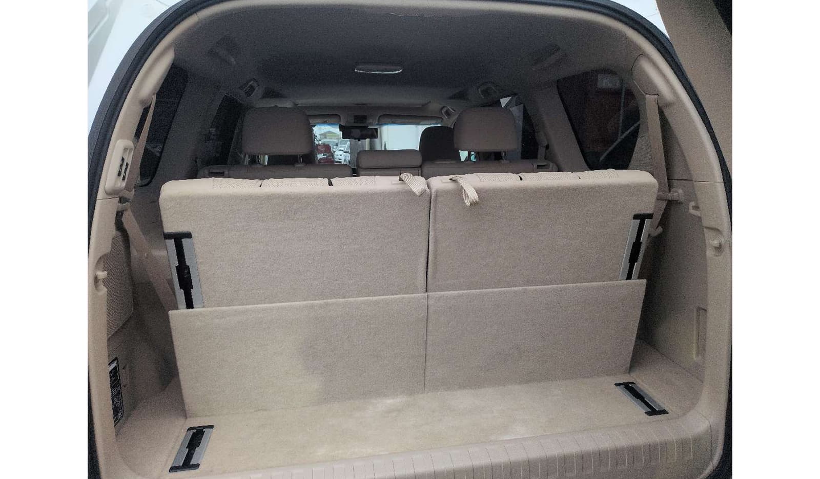 2018 Toyota Land Cruiser Prado image-8