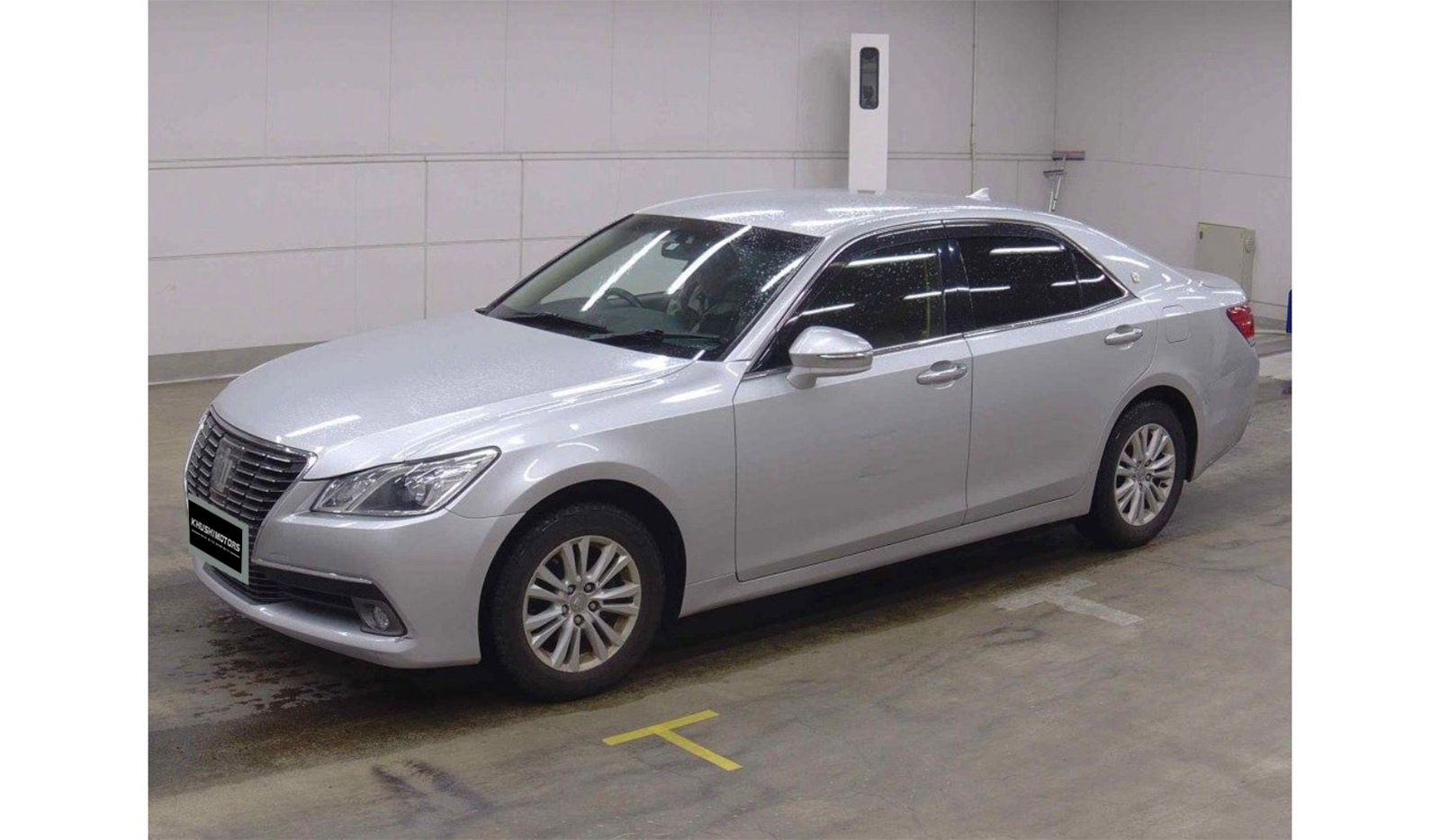 2013 Toyota Crown Royal Saloon DBAGRS211 image-2