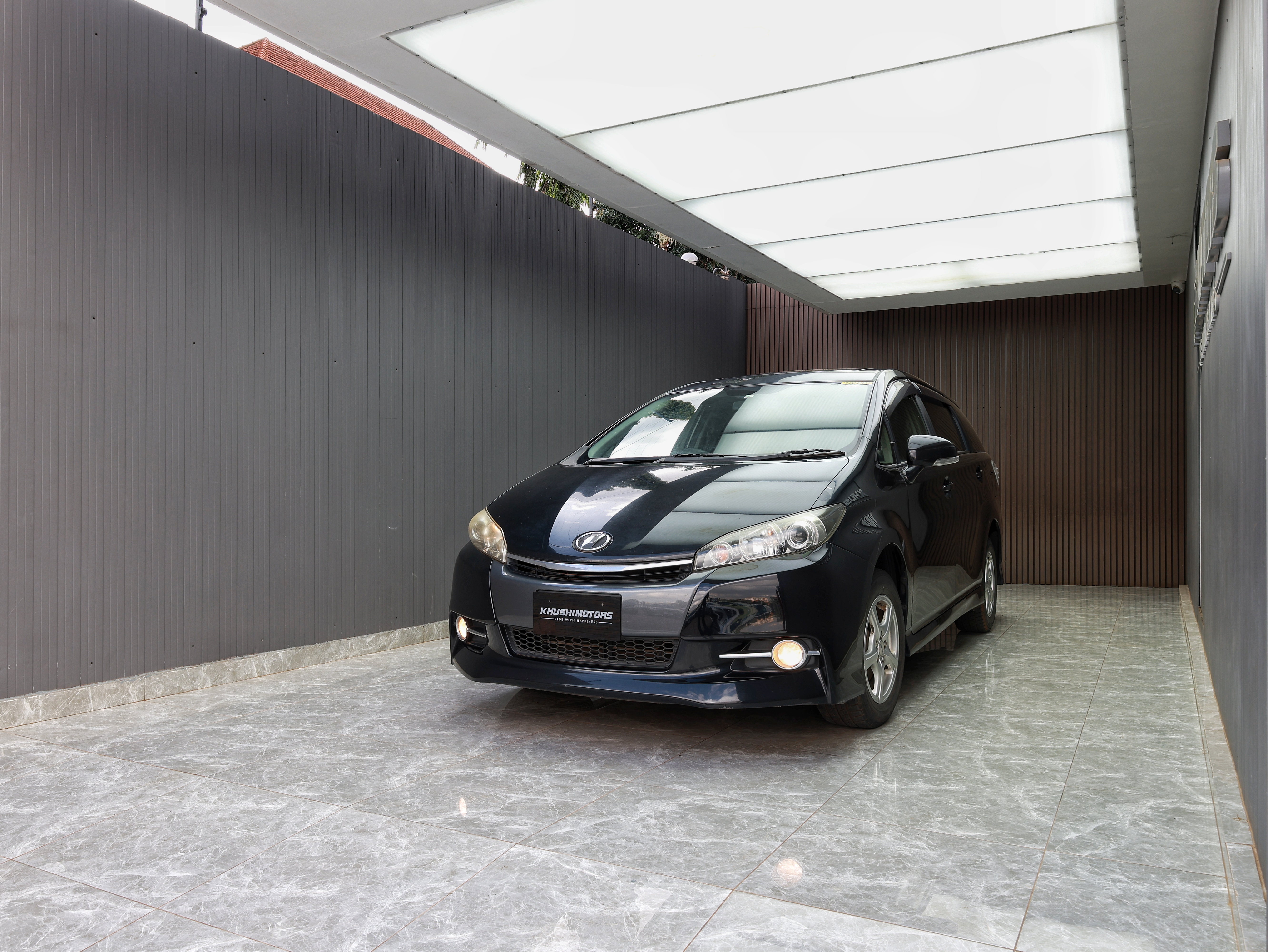 2013 Toyota Wish 1.8S image-3