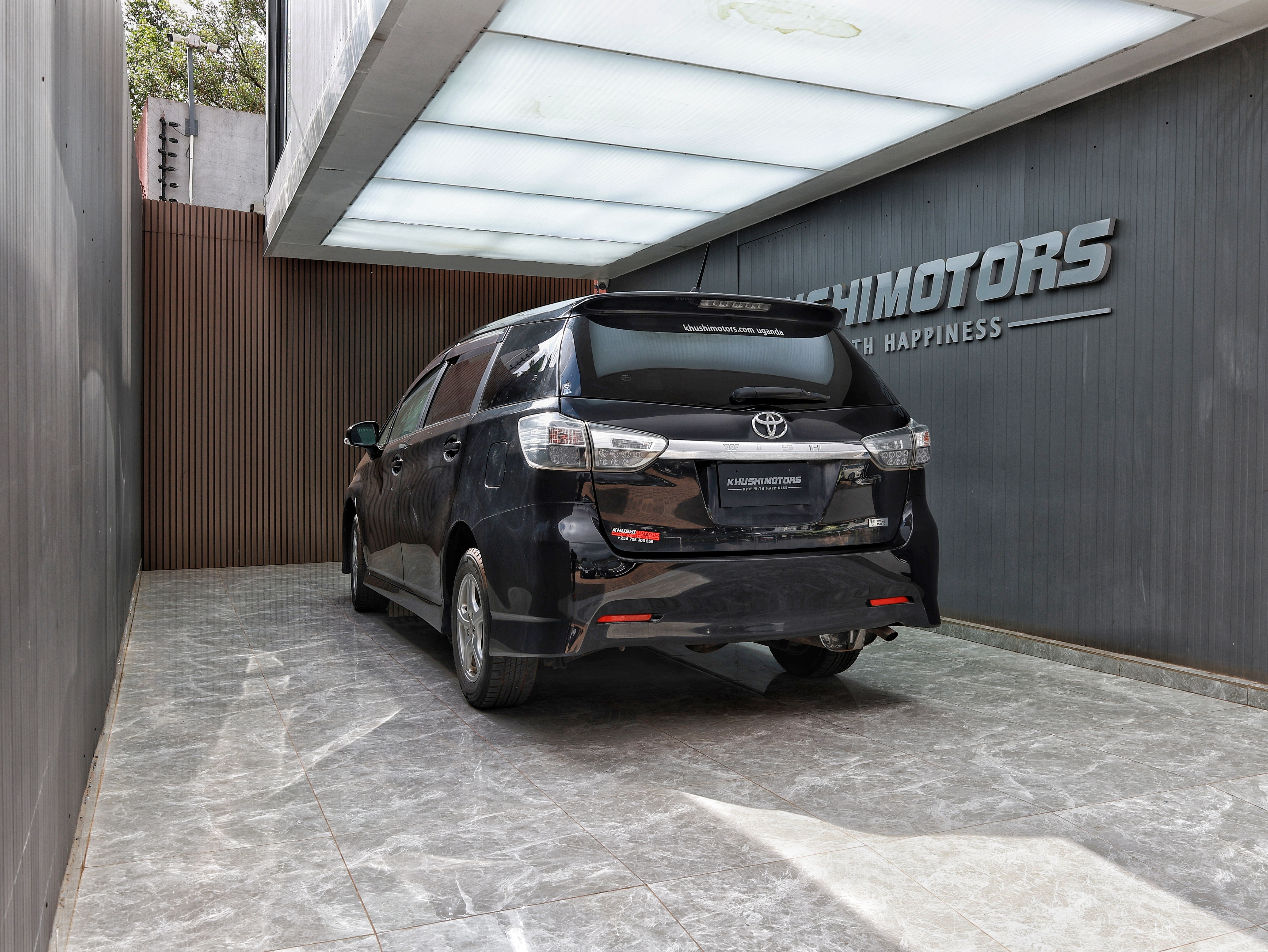 2013 Toyota Wish 1.8S image-4