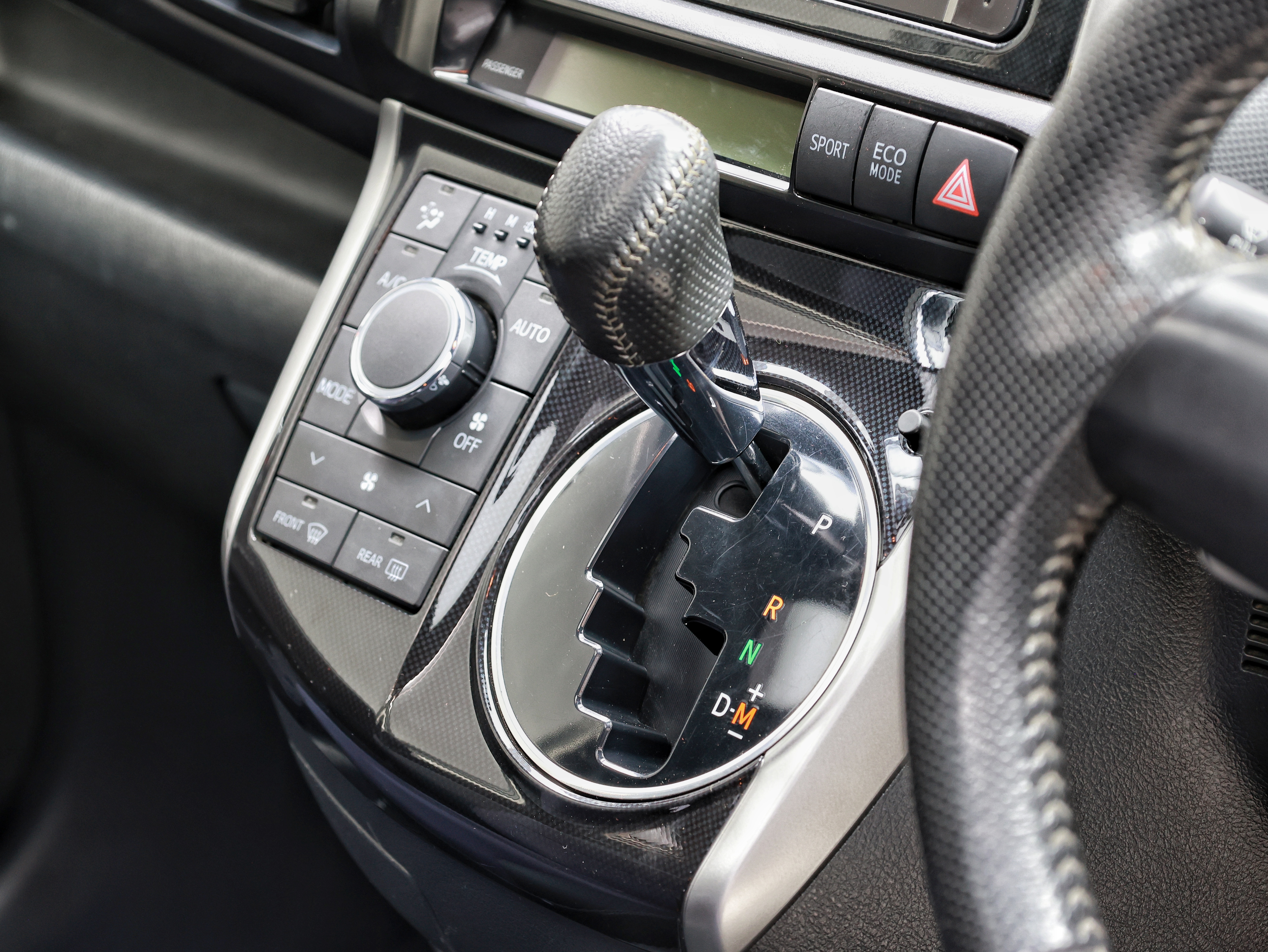 2013 Toyota Wish 1.8S image-10