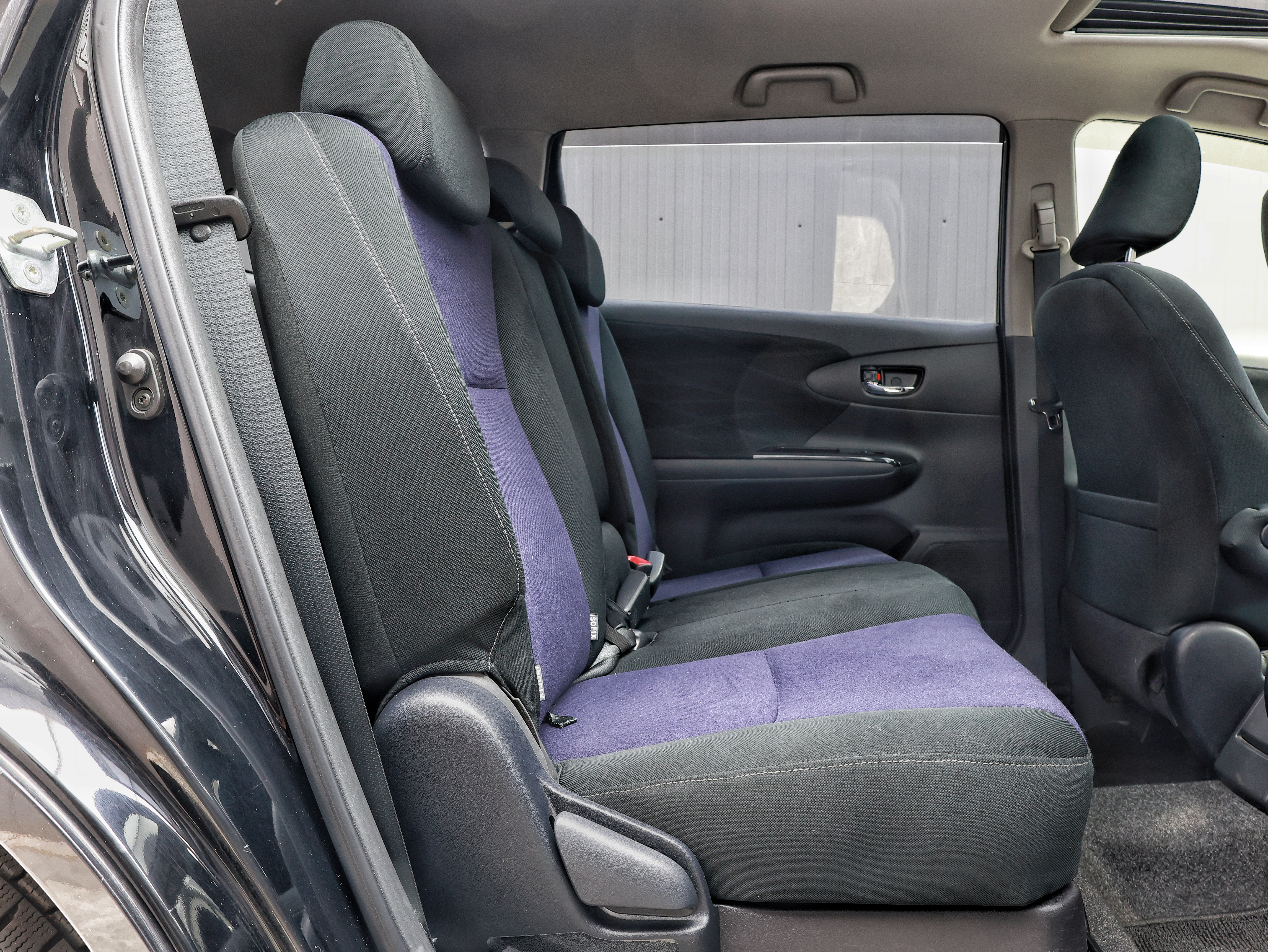 2013 Toyota Wish 1.8S image-13