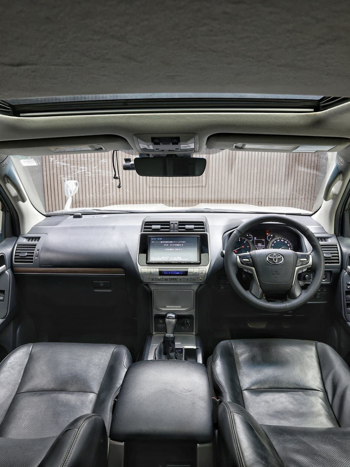 2017 Toyota Land Cruiser Prado TX image-7