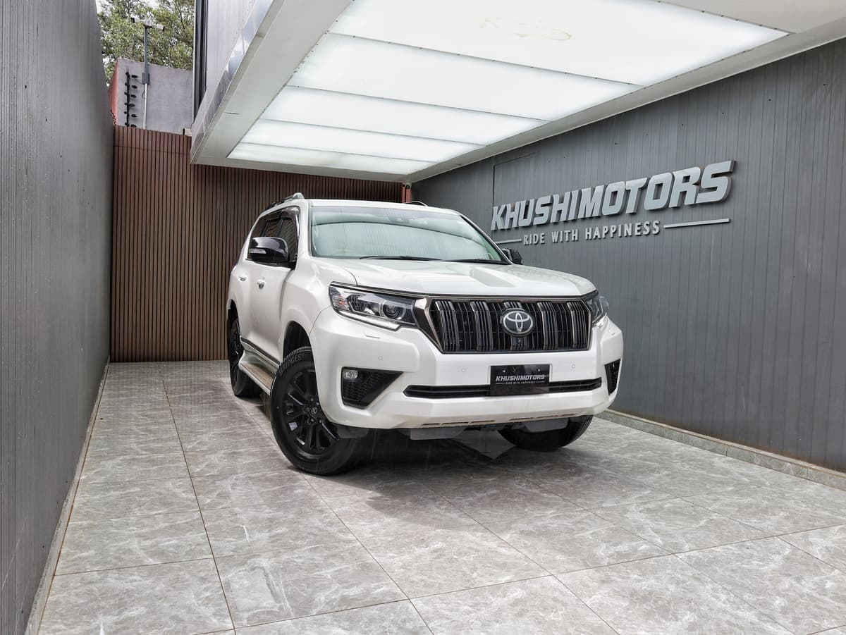 2021 Toyota Land Cruiser Prado 70th Anniversary TX-L image-1