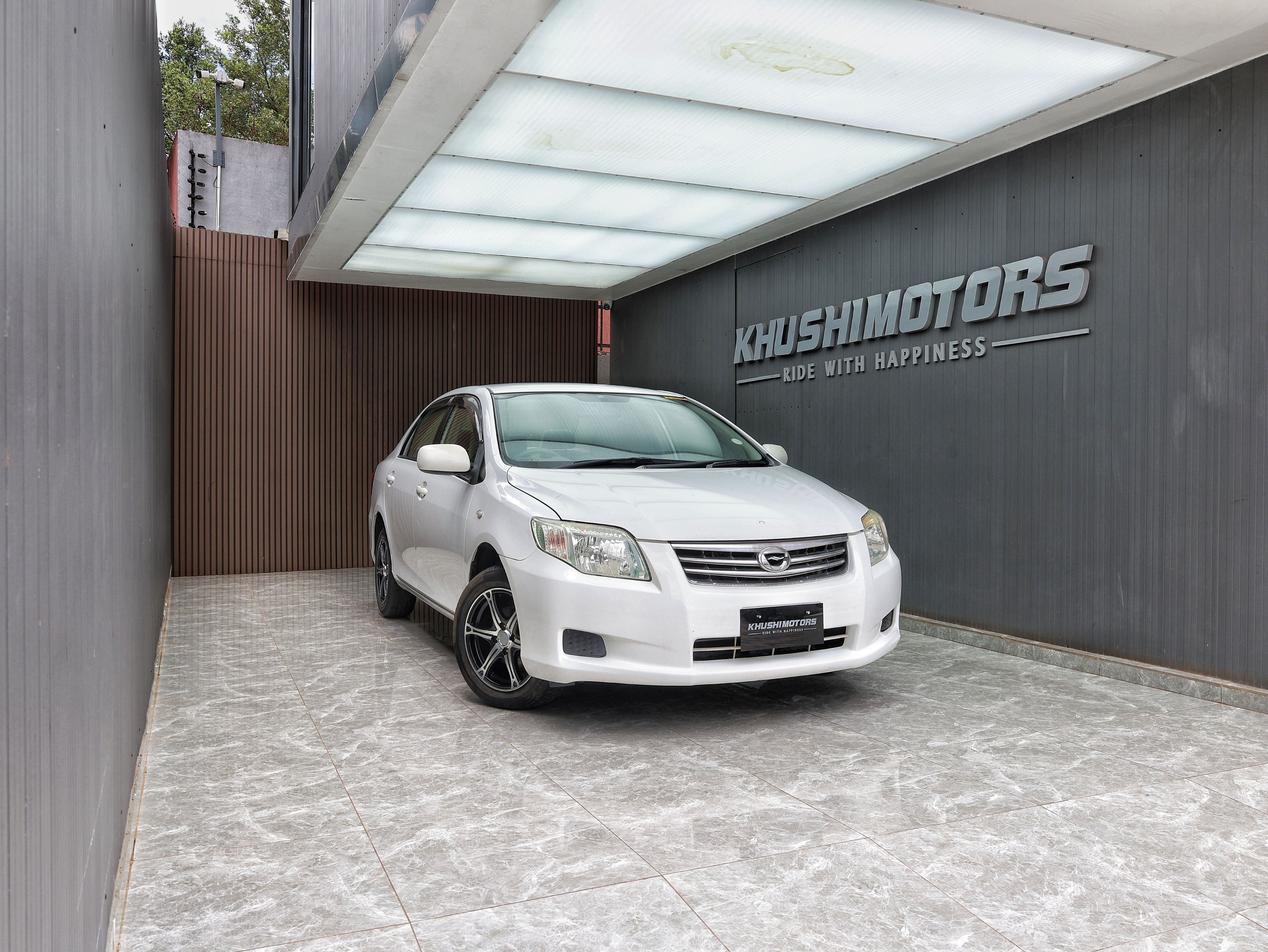 2012 Toyota Corolla Axio X image-1