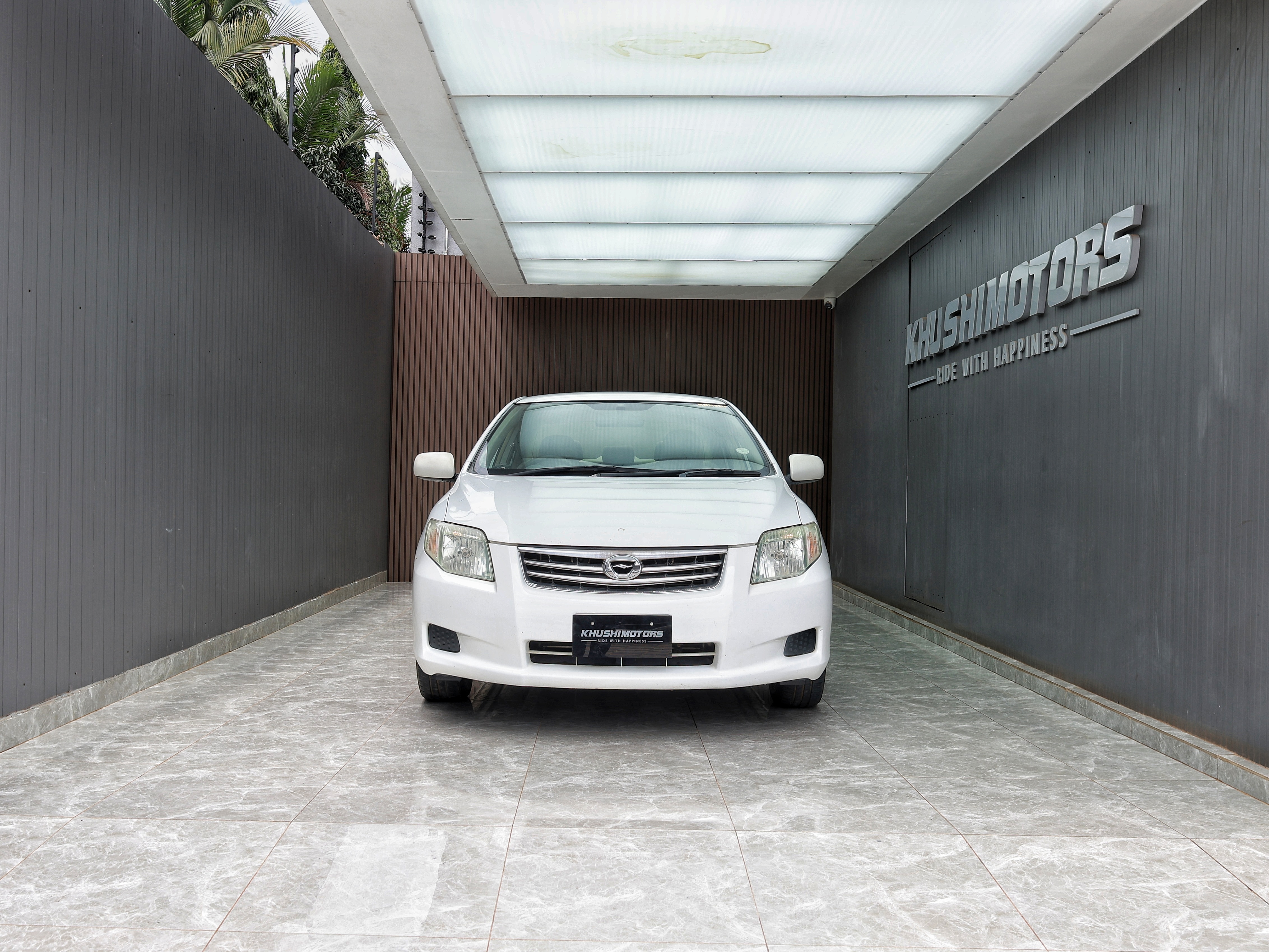 2012 Toyota Corolla Axio X image-2