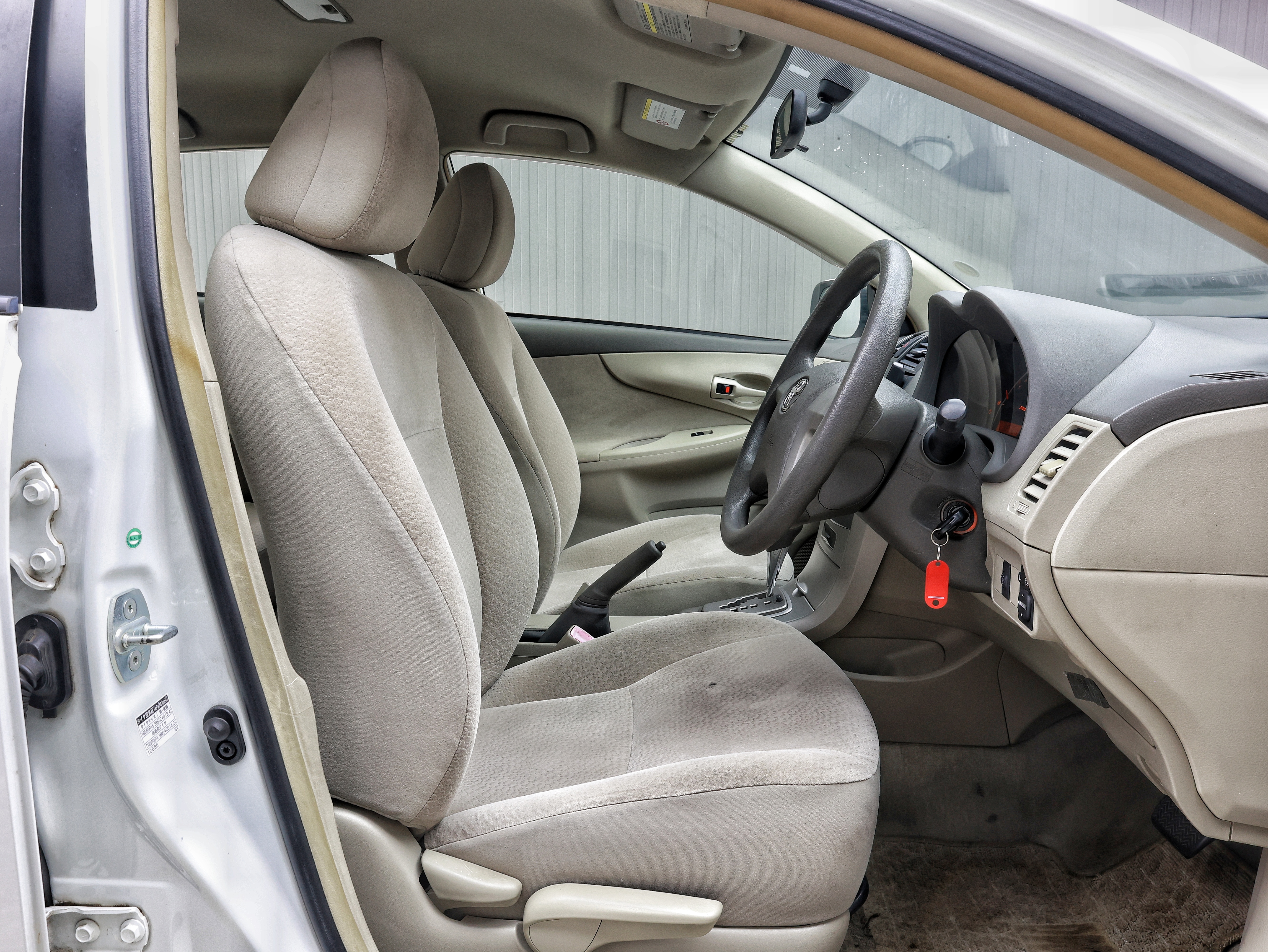2012 Toyota Corolla Axio X image-12