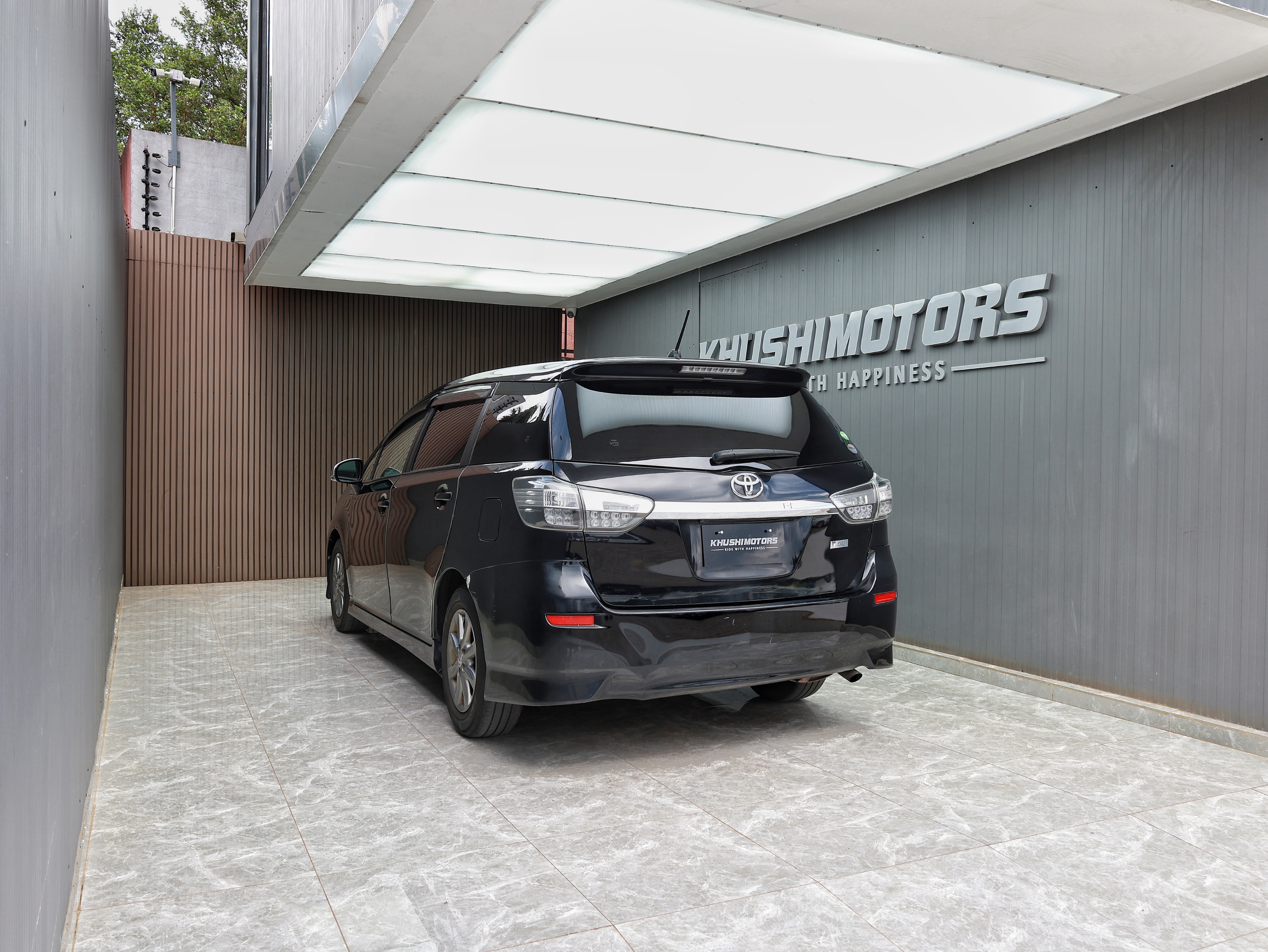2013 Toyota Wish 1.8G image-4