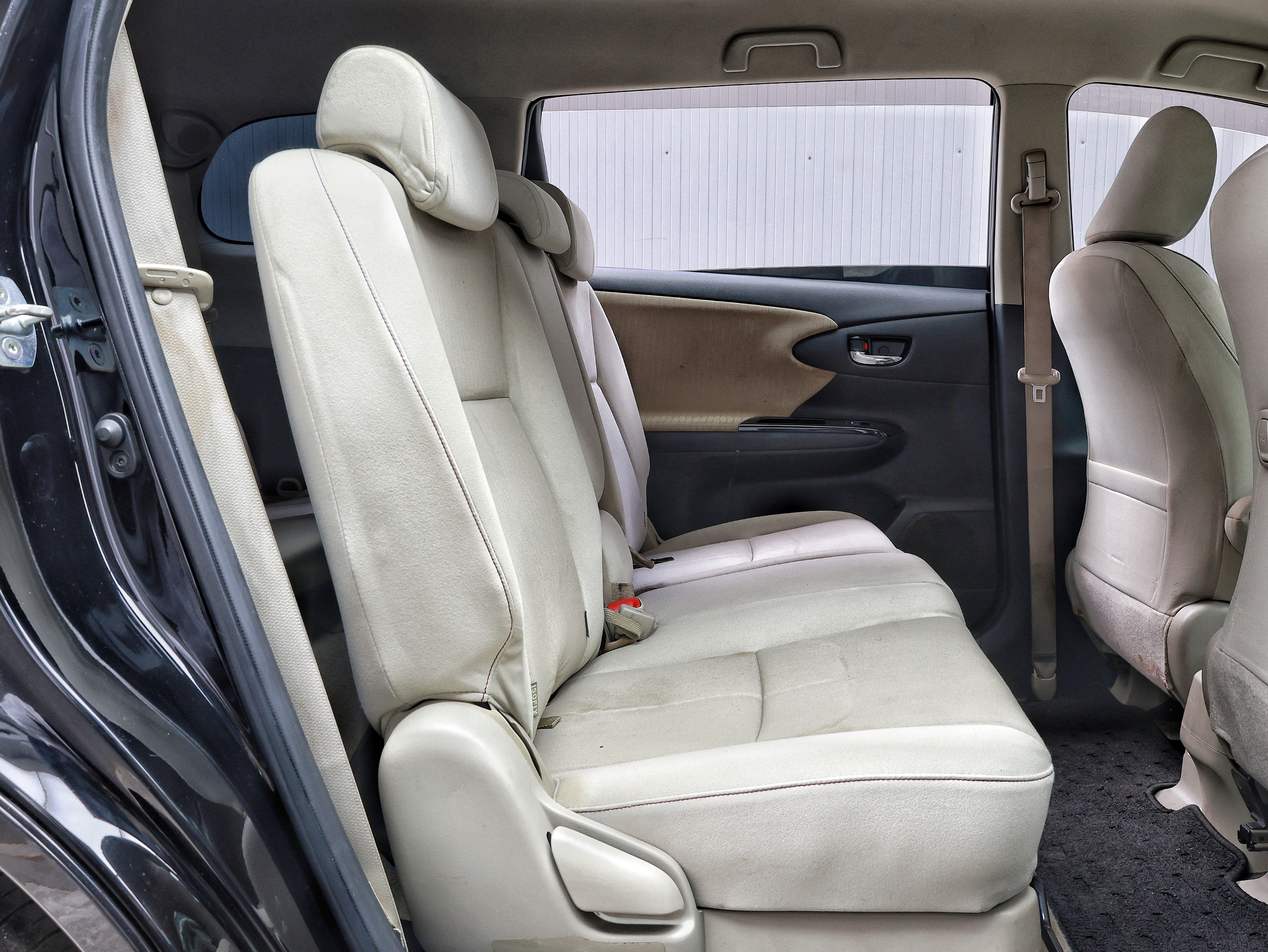 2013 Toyota Wish 1.8G image-13