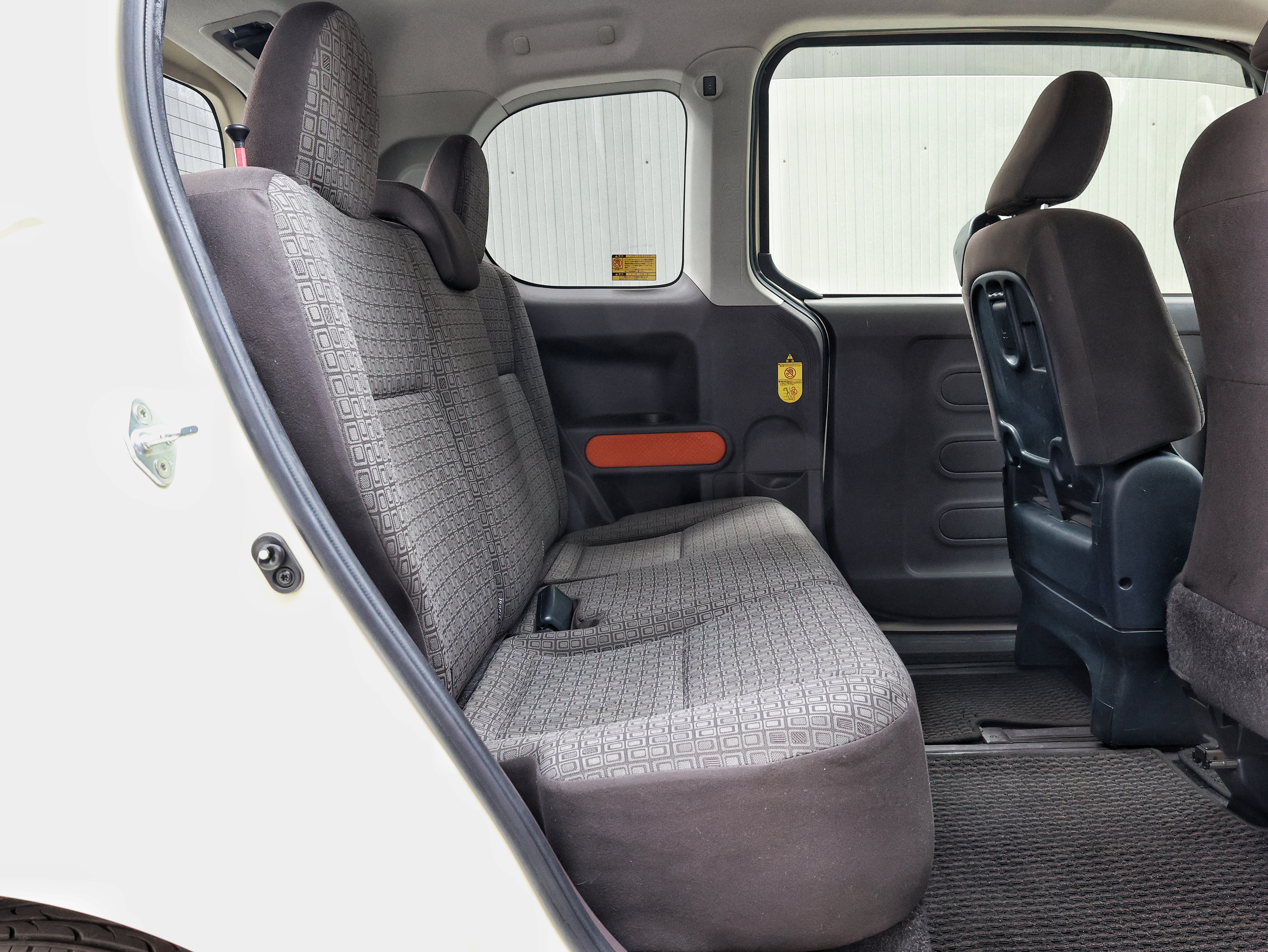 2012 Toyota Porte X image-13