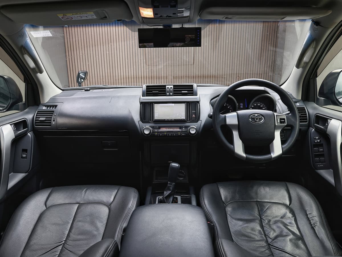 2013 Toyota Land Cruiser Prado TX image-10