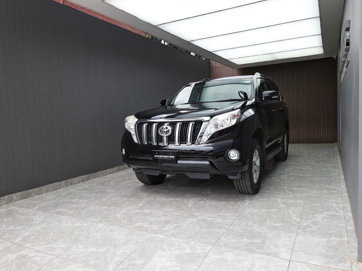 2013 Toyota Land Cruiser Prado TX image-3